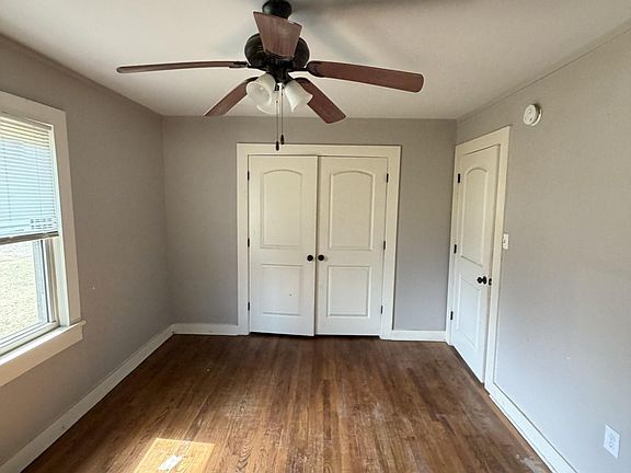 3rd image of 302 W 2nd St