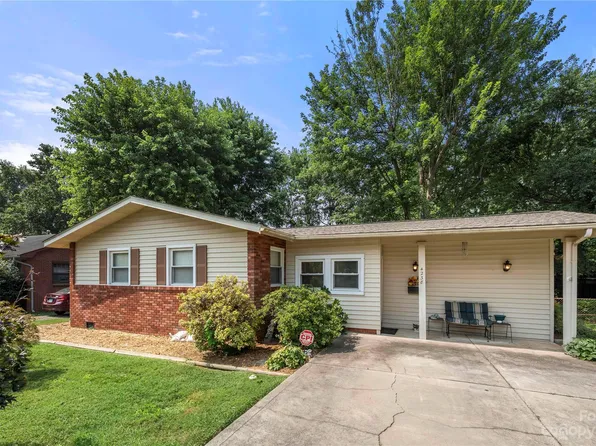 4238 Shamrock Dr, Charlotte, NC 28215