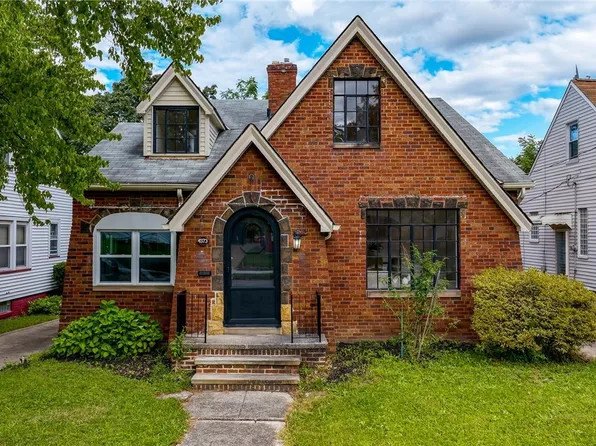 4373 W 52nd St, Cleveland, OH 44144