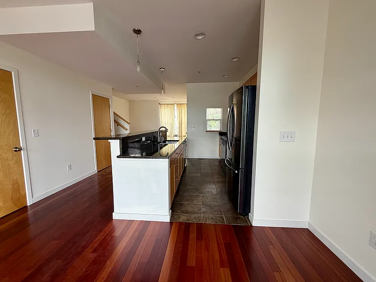 1348 Yellow Pine Ave — Photo 18