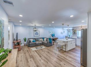 3131 Alabama St, La Crescenta, CA 91214