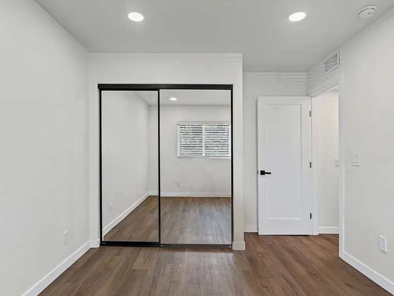 1604 San Miguel Ave — Photo 9