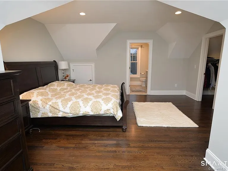 115-71 Colonial Rd — Photo 10