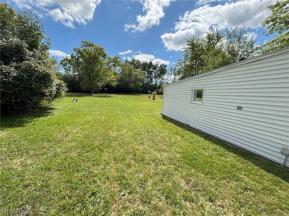 5th image of 20732 Applegate Rd