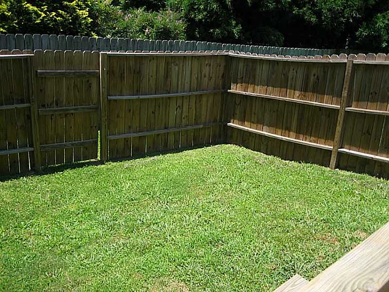 2nd image of 5027 Bell Dr