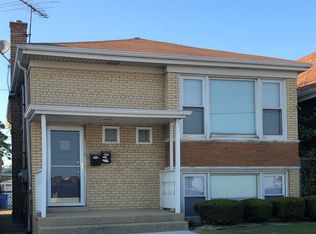 5526 W 65th St #1, Chicago, IL 60638