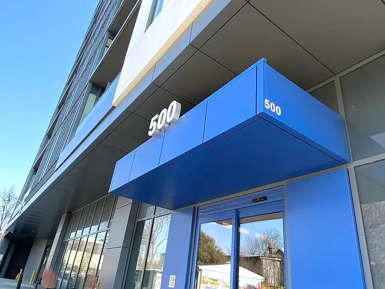 500 Dupont St #618 — Photo 31