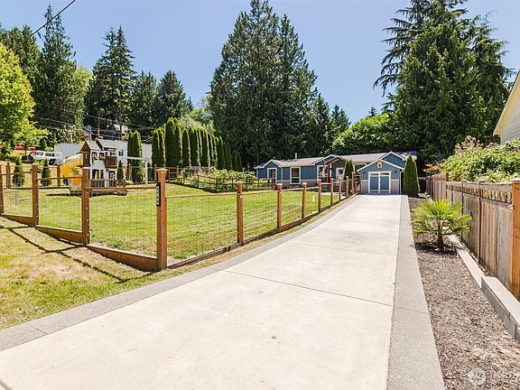 2nd image of 5709 NE Woodburn Road
