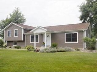 315 E Hotchin Ave, White Pigeon, MI 49099