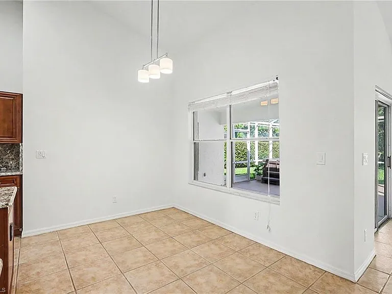 6643 Craven Hill Way — Photo 9