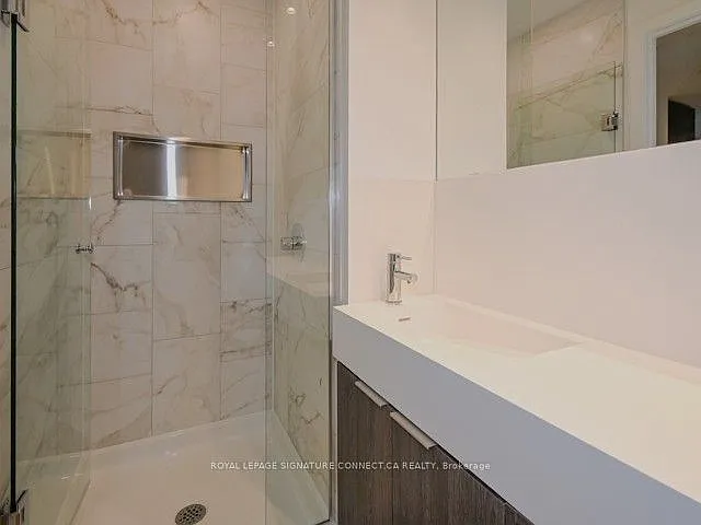 20 Richardson St #3510 — Photo 12