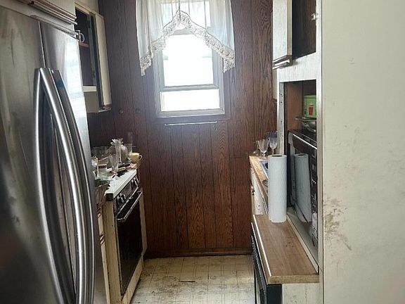 2nd image of 116 3rd St