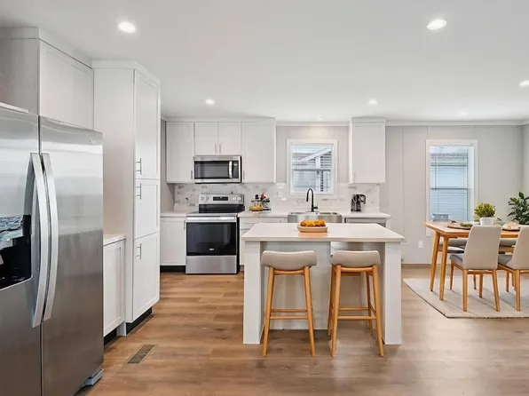 1019 Spring Azure Dr, Cleburne, TX 76033