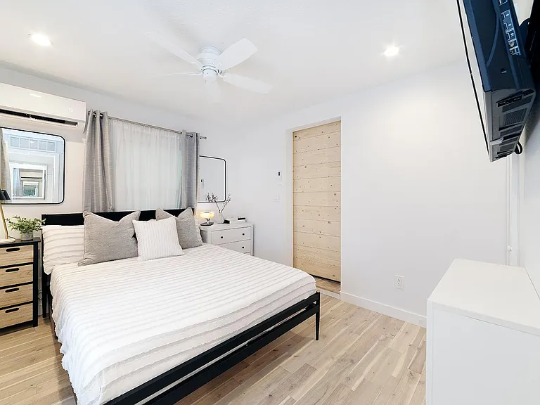 133 E Muriel St — Photo 8