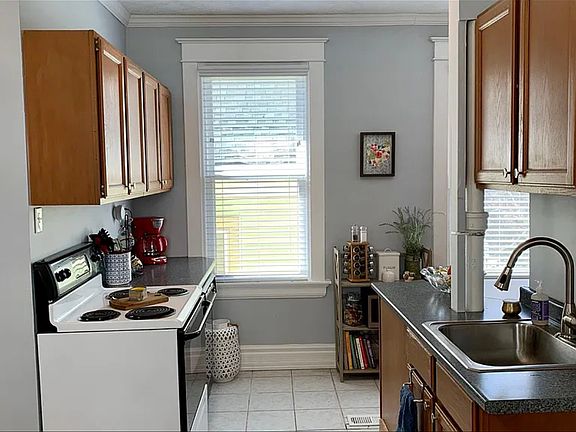 4th image of 505 Delta Ave #2