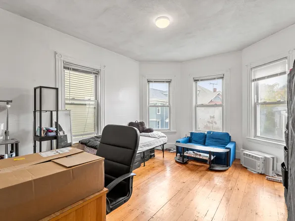 78 Hillside St, Boston, MA