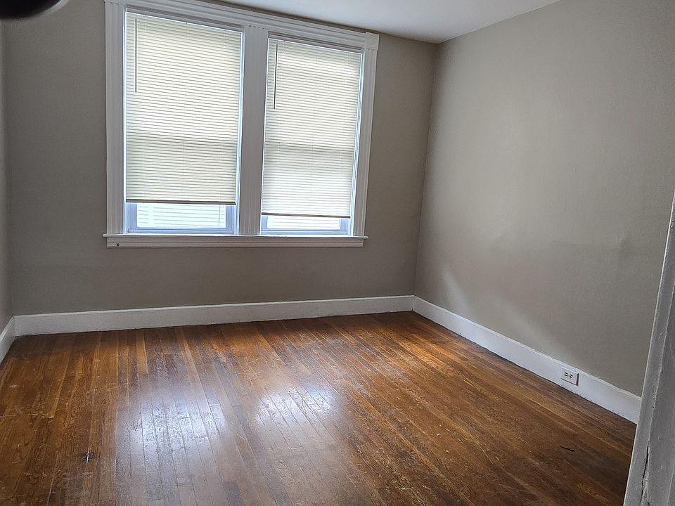 1st image of 396 Chandler St #4