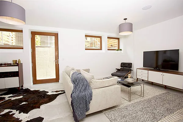 Sold by Keller Williams City Life Realty | media 5