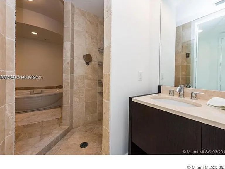 18201 Collins Ave #CU-4808 — Photo 6