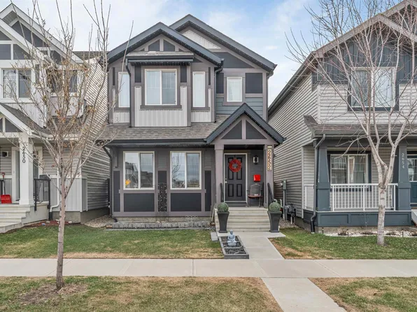 2652 Maple Way NW, Edmonton, AB T6T 2G3