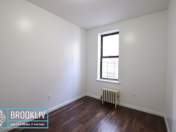 4th image of 116 E 19th St #3G