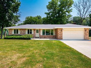 5571 E 350 S, Pierceton, IN 46562