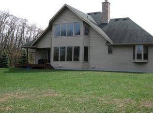 E140 Cobb Town Rd, Waupaca, WI 54981