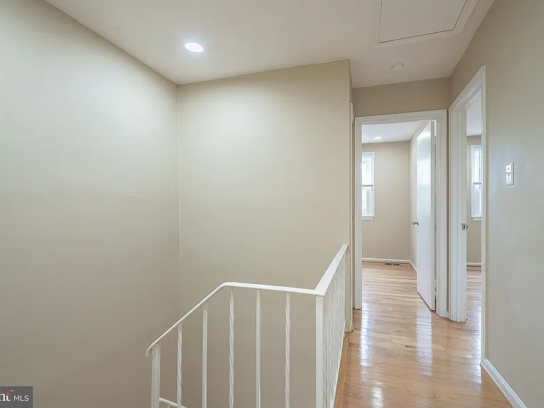 5844 Banning Pl — Photo 24