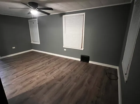 18 Elizabeth St APT 1, Hudson Falls, NY 12839