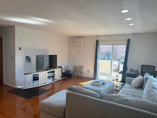 157.5 Kings Hwy #L Photo 1