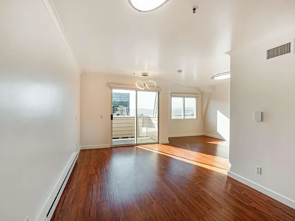 6400 Christie Ave APT 1403, Emeryville, CA 94608