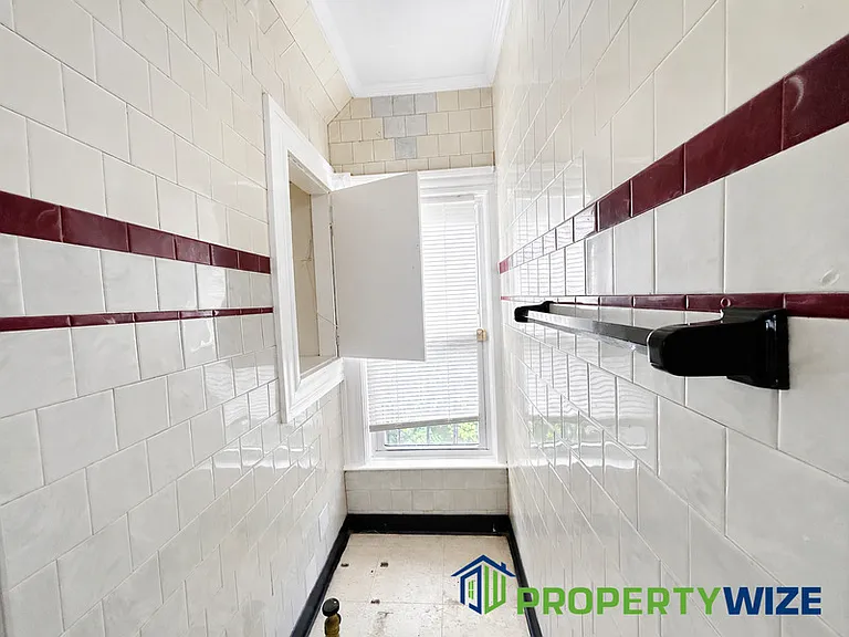 516 Beaumont Ave #3 — Photo 22