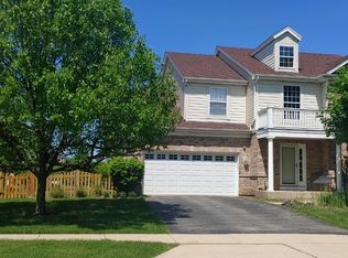 2130 Colchester Ct, Hoffman Estates, IL 60192