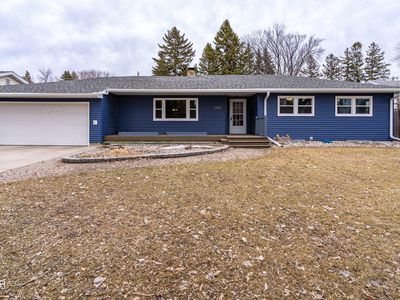 2303 Chestnut St, Grand Forks, ND, 58201