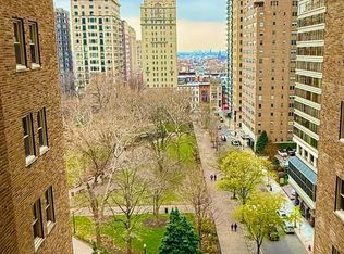 Rittenhouse Plaza, Philadelphia, PA 19103