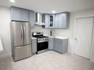 6071 70th St, Flushing, NY 11378