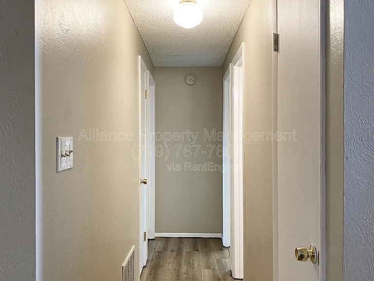 6087 Del Rey Dr — Photo 27