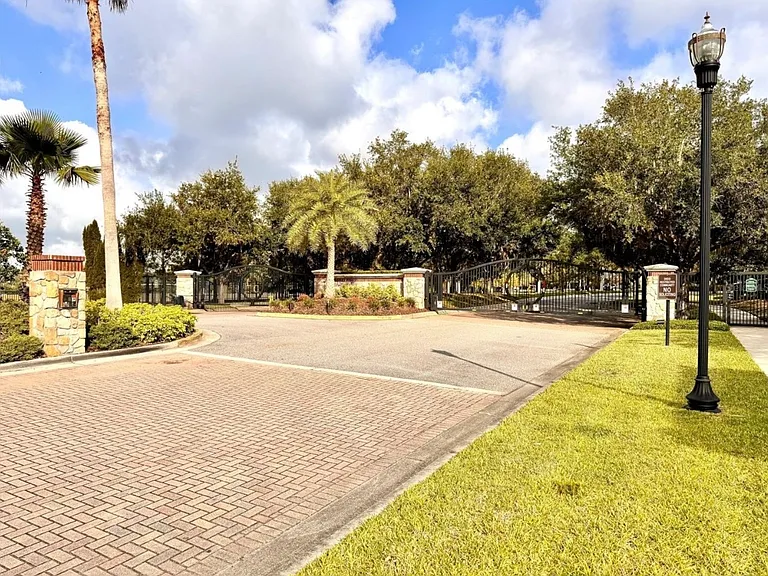1005 Sonesta Ave — Photo 35