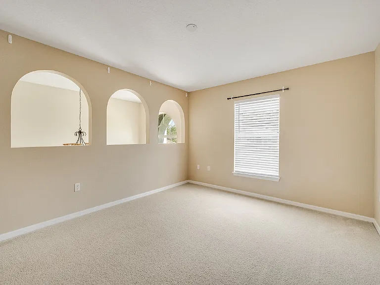 2081 Brookshire Cir — Photo 24
