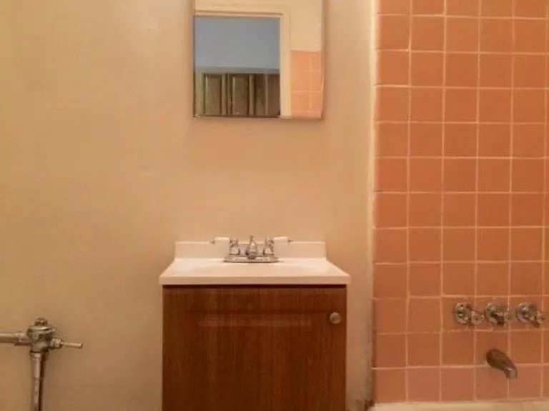 667 Ocean Ave #3V — Photo 5