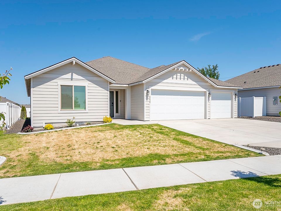 1st image of 4212 W Sandy Court