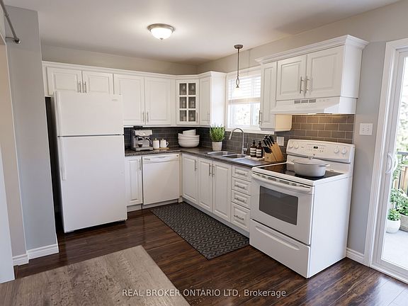 5th image of 475 Sandringham Cres #25