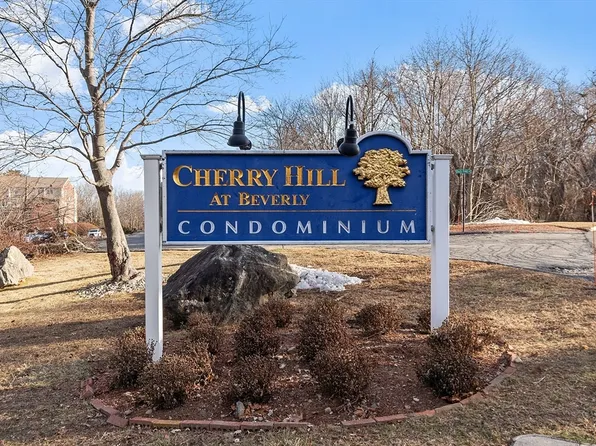 2 Duck Pond Rd APT 124, Beverly, MA 01915