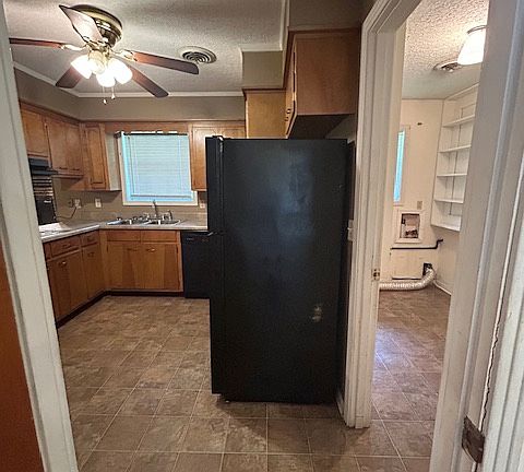 5th image of 211 Eastwood Dr