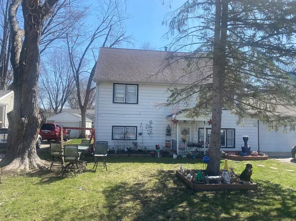 1716 Rogers Ave, McHenry, IL 60050
