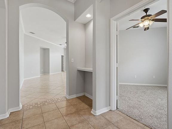 5th image of 313 San Rafael Dr
