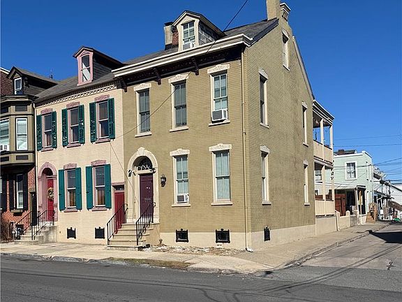 2nd image of 325 N 10th St