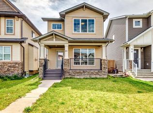 46 NE Panora St NW, Calgary, AB T3K0R7