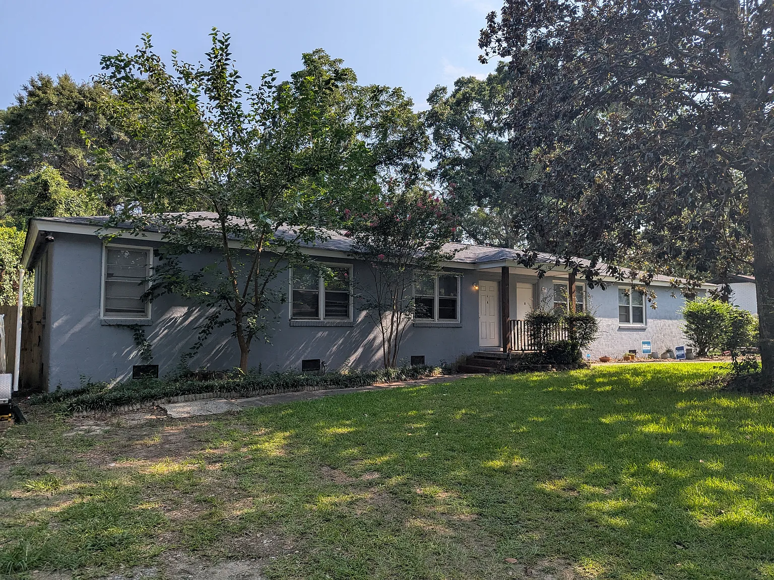 3 bed, 1.5 bath, 1000 sqft, $2,350 — Photo 1