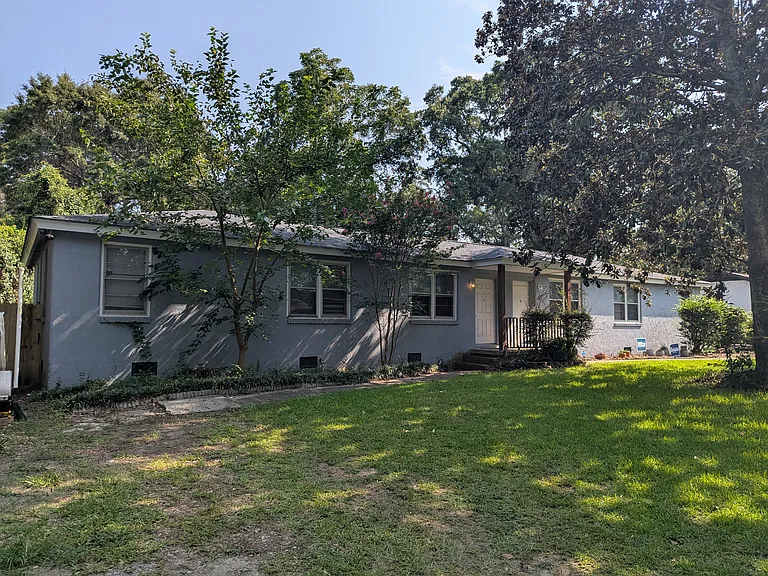 1527 Brookbank Ave #A — Photo 1